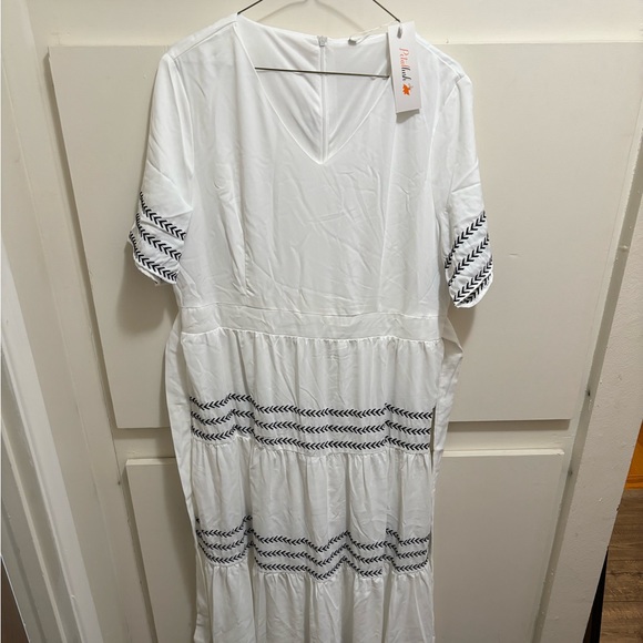 White Half Sleeve Maxi Dress *NEVER WORN* - Picture 1 of 6